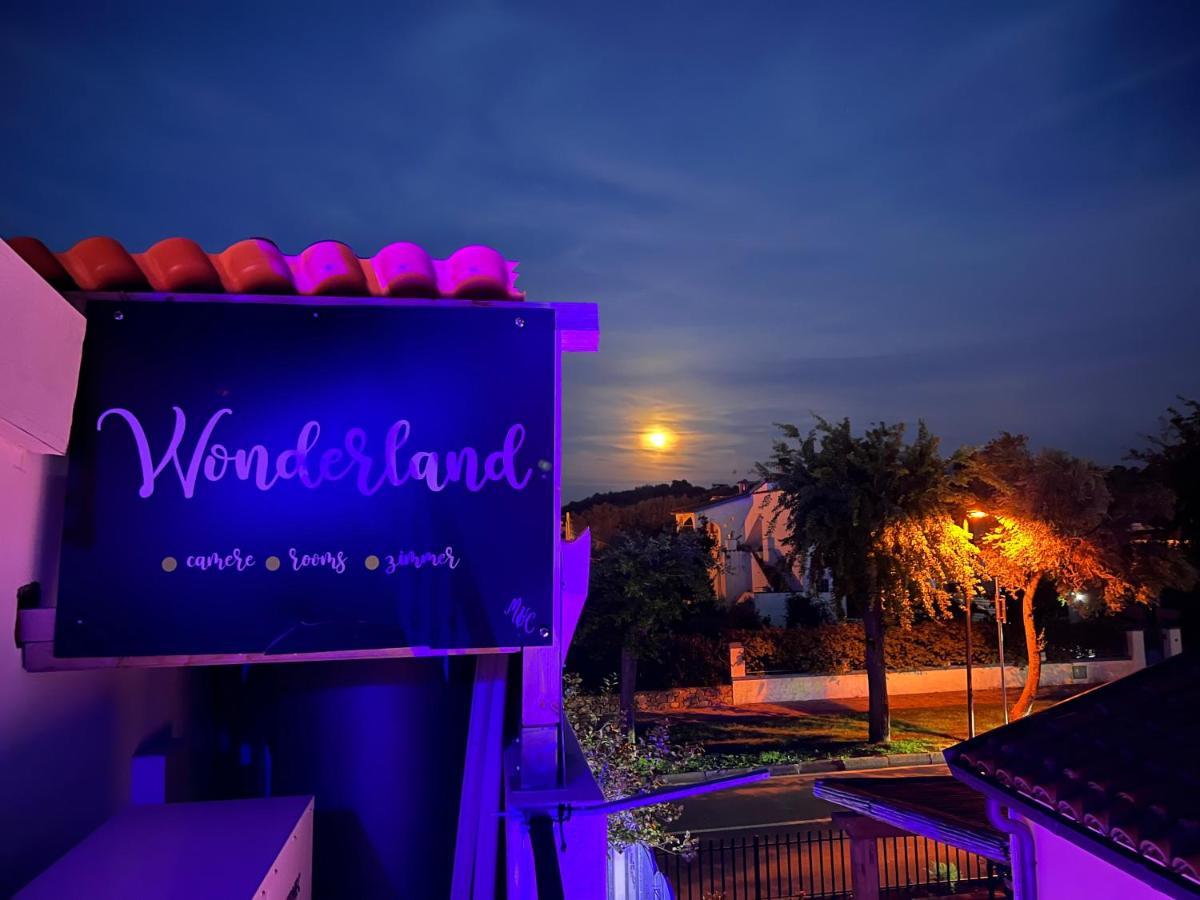 Hôtel Wonderland à San Teodoro  Extérieur photo